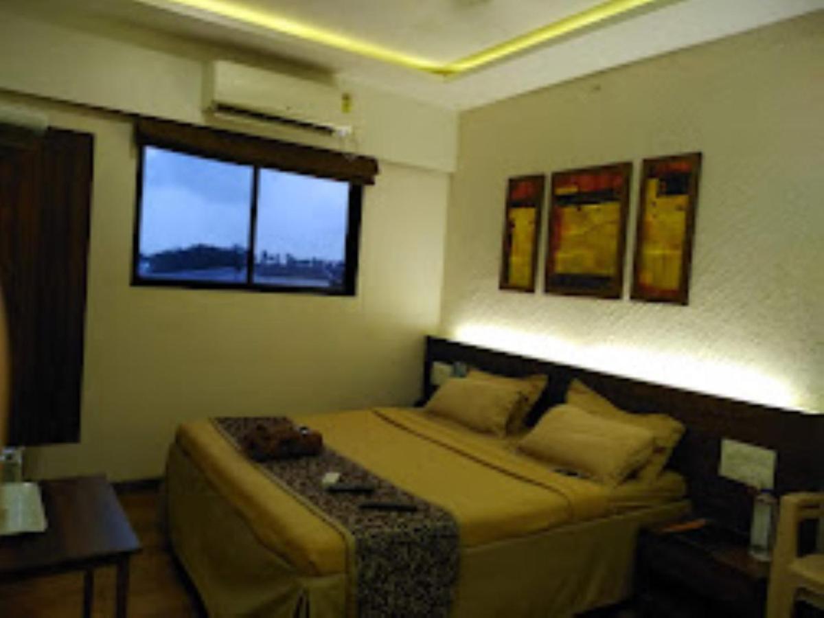 Hotel Maratha Residency,Ratnāgiri Buitenkant foto