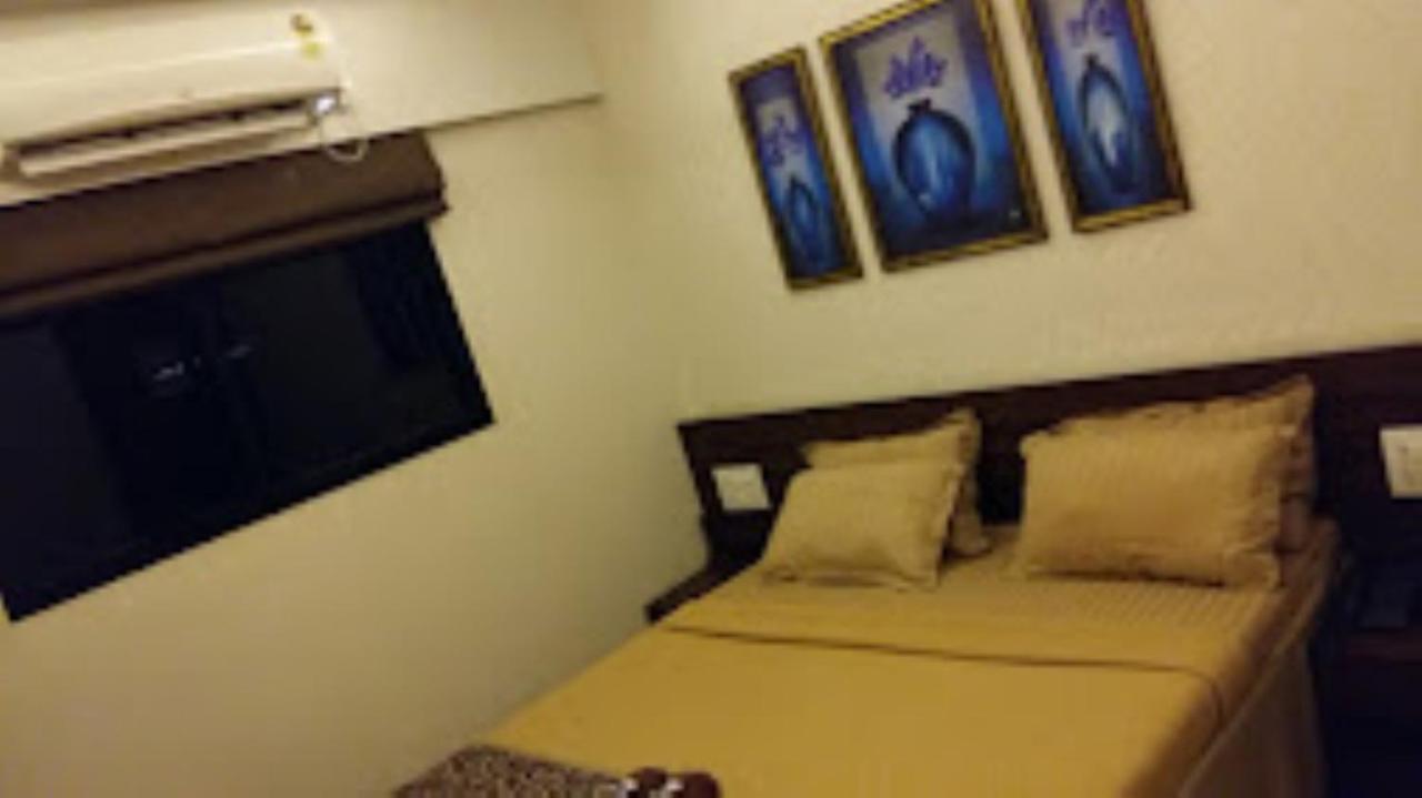 Hotel Maratha Residency,Ratnāgiri Buitenkant foto